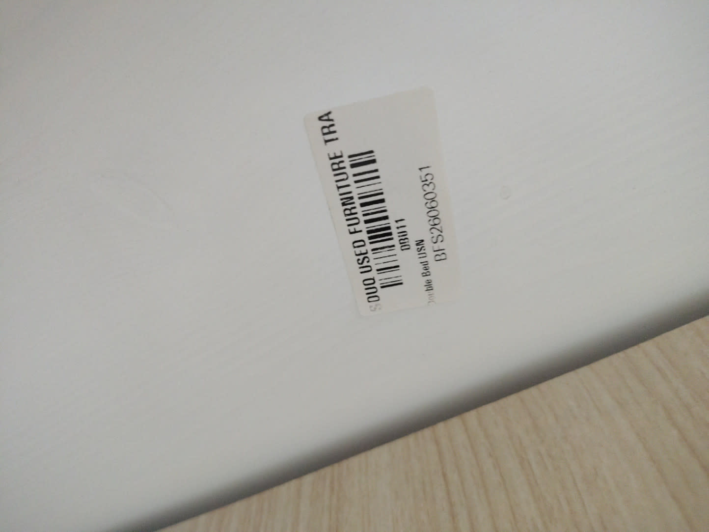 Bufaisal barcode label BFS26060351 for used white double bed frame