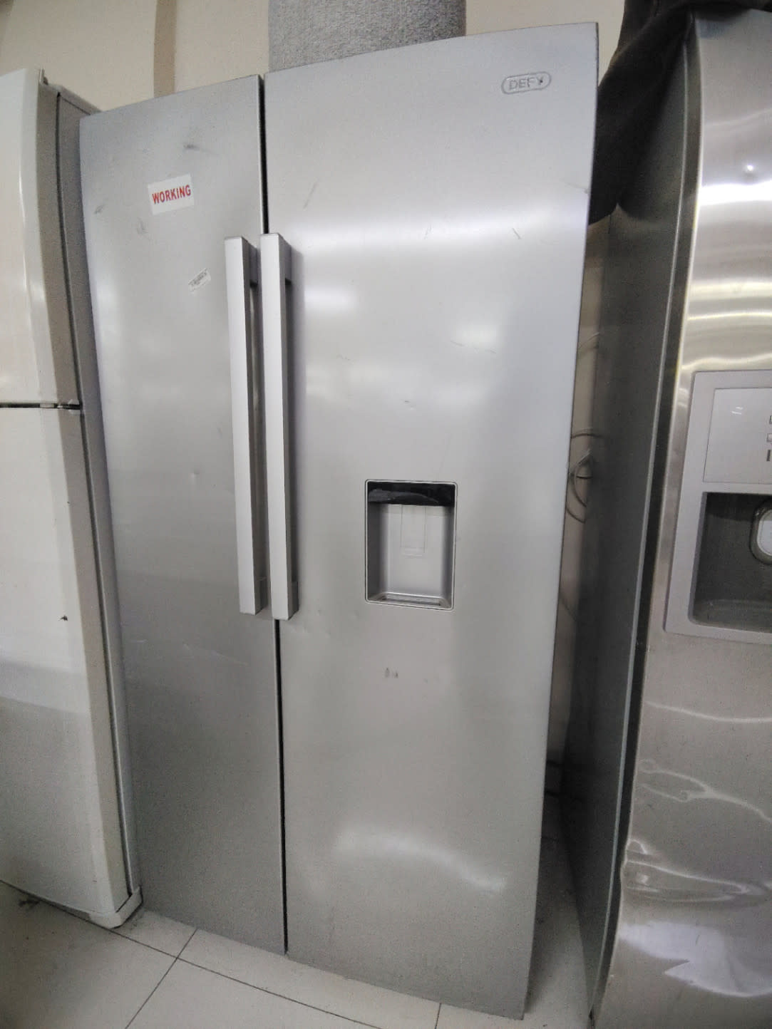 Side-by-Side Refrigerator with Water Dispenser