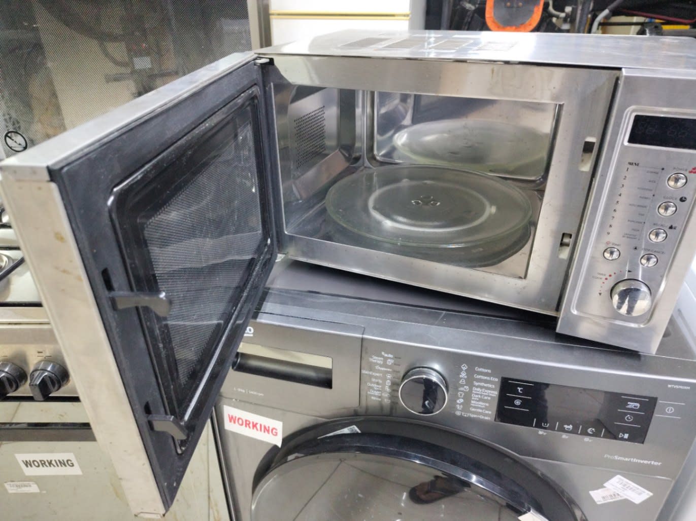 Countertop Microwave Oven 3
