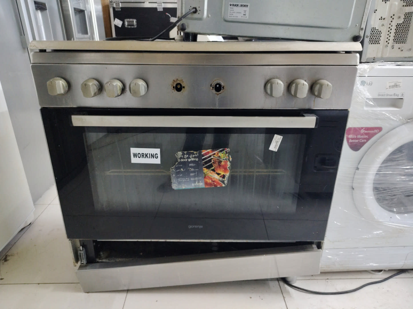 Freestanding Gas Cooker with Oven 2