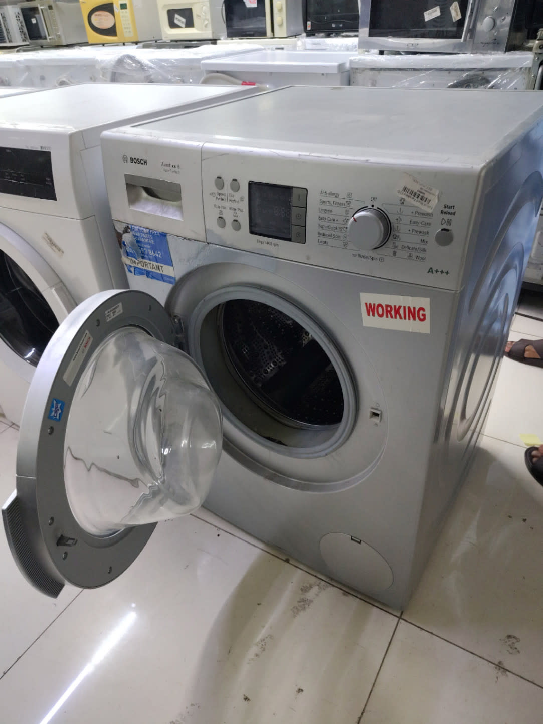 Avantixx 8 VarioPerfect Front-Load Washing Machine 3