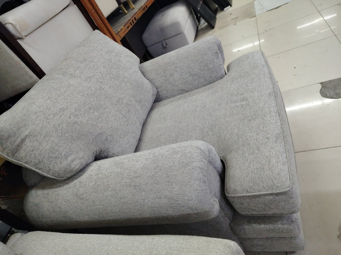 Single Armchair 2