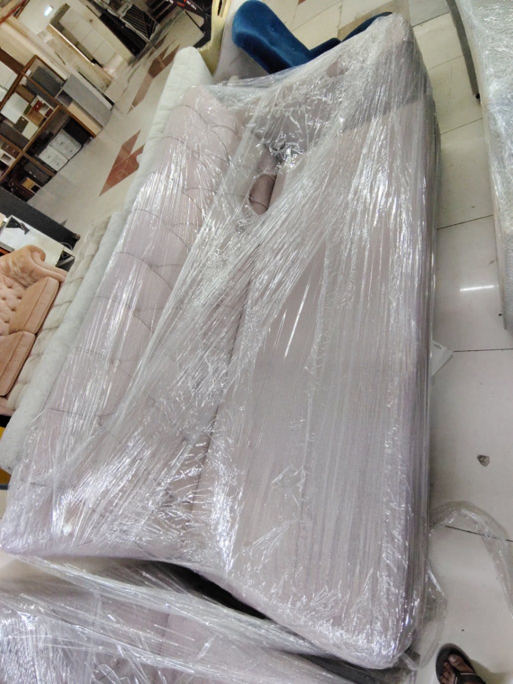 Sectional Sofa with Cushions 3