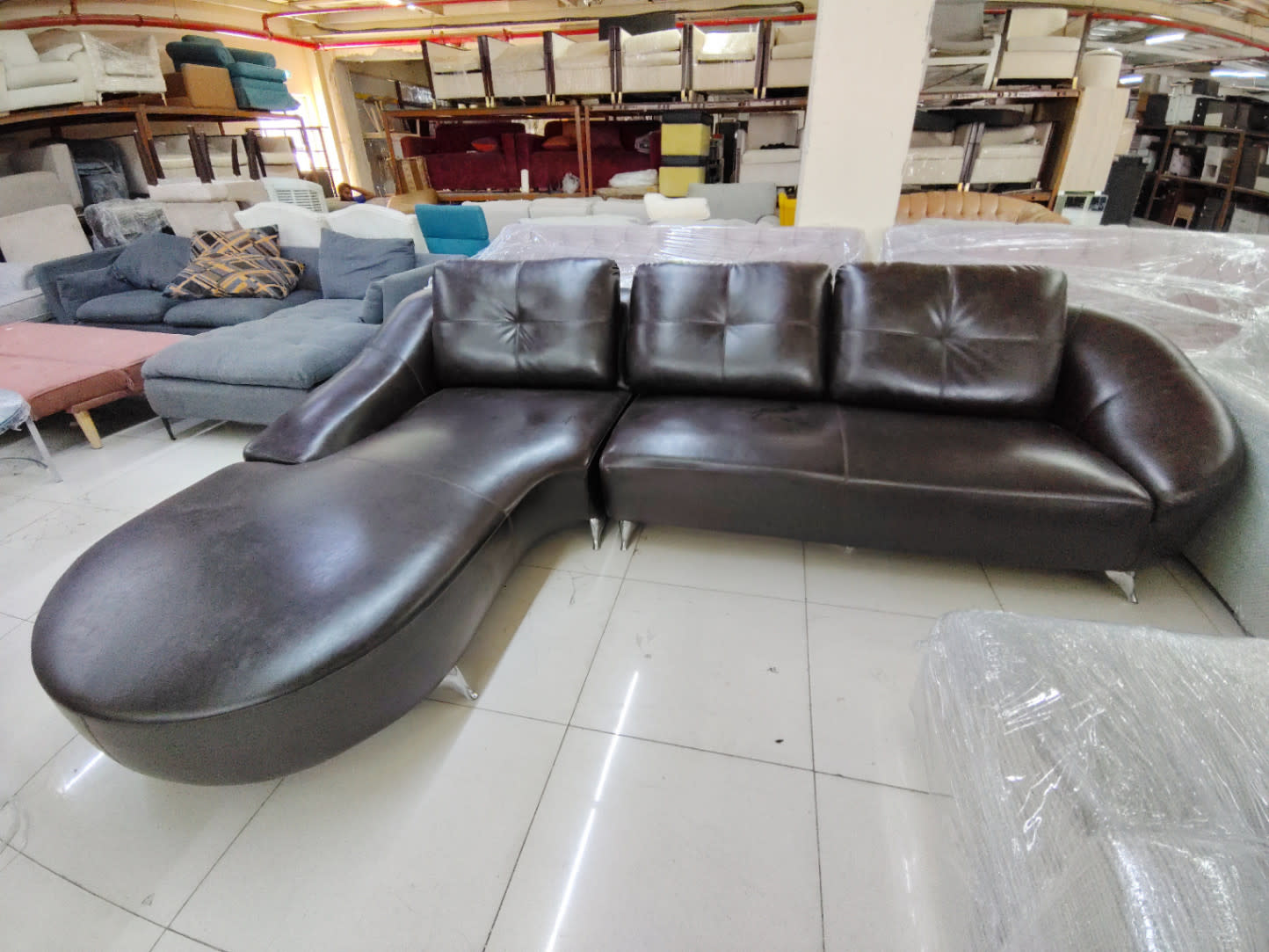 L-Shape Sectional Sofa with Chaise