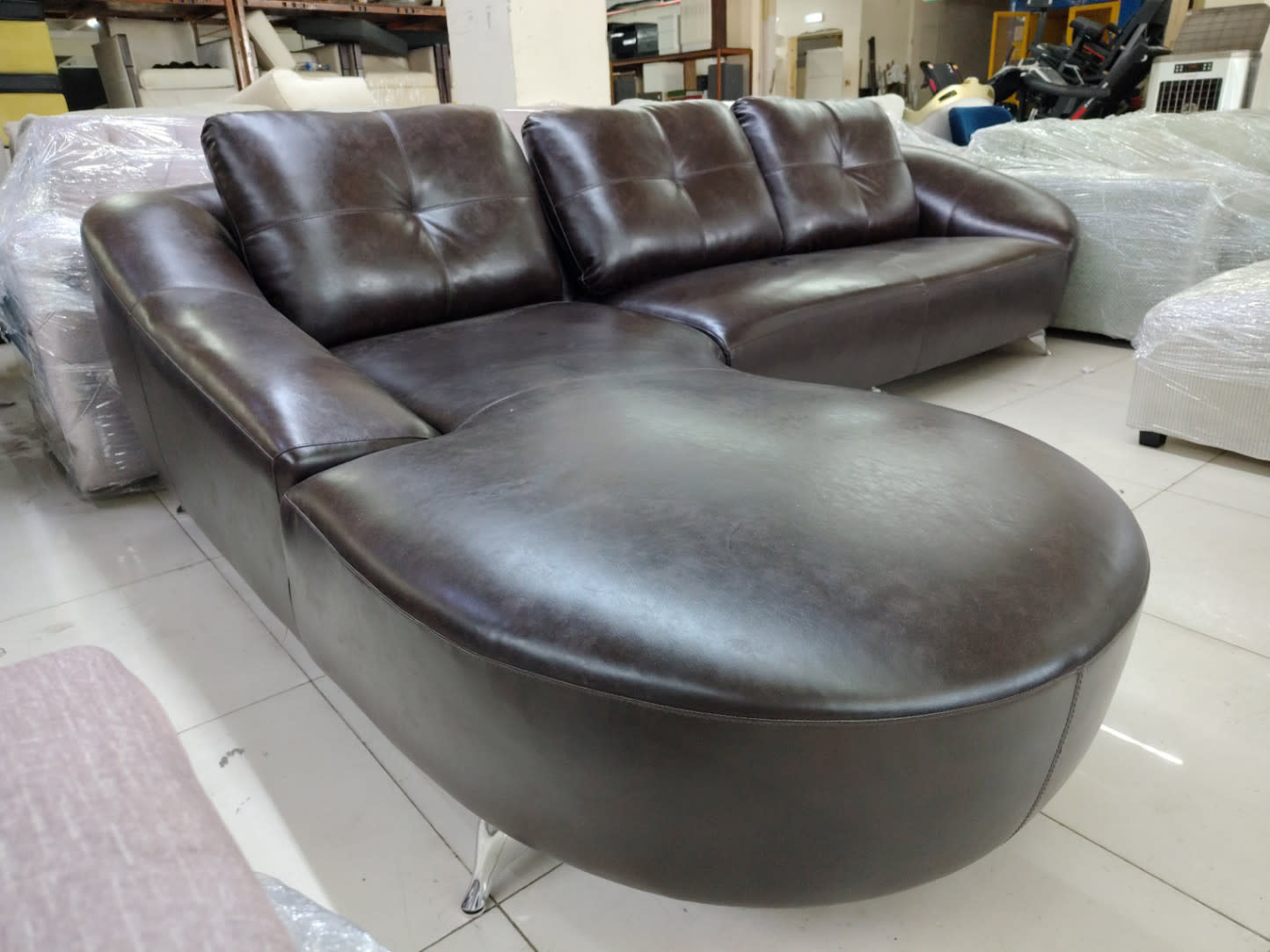 L-Shape Sectional Sofa with Chaise 3