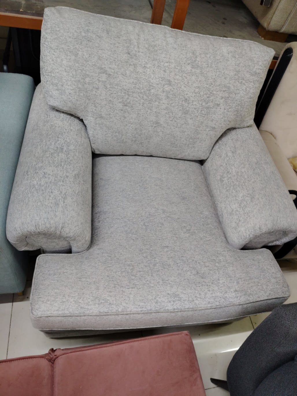 Single Armchair 2