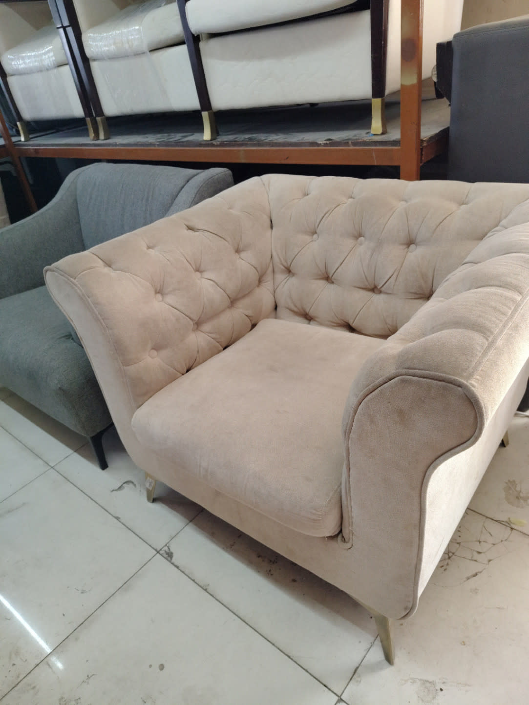 Chesterfield-Style Armchair 2