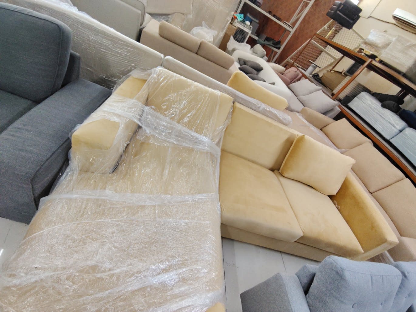 L-Shape Sectional Sofa 2