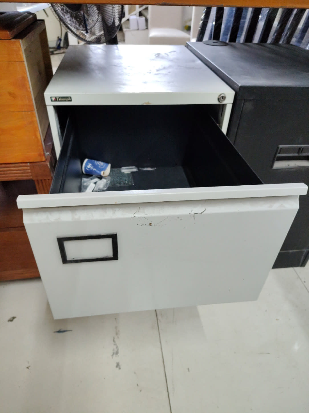 2-Drawer Filing Cabinet 2