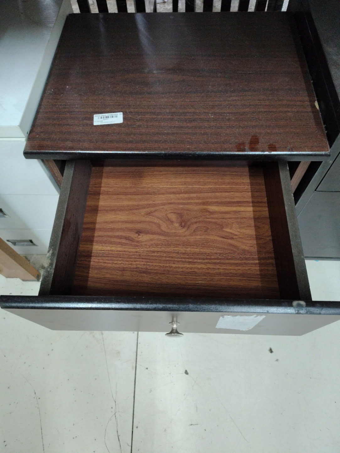 2-Drawer Bedside Nightstand 2