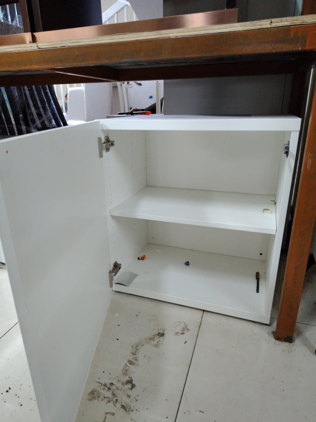 Single-Door Storage Cabinet 2
