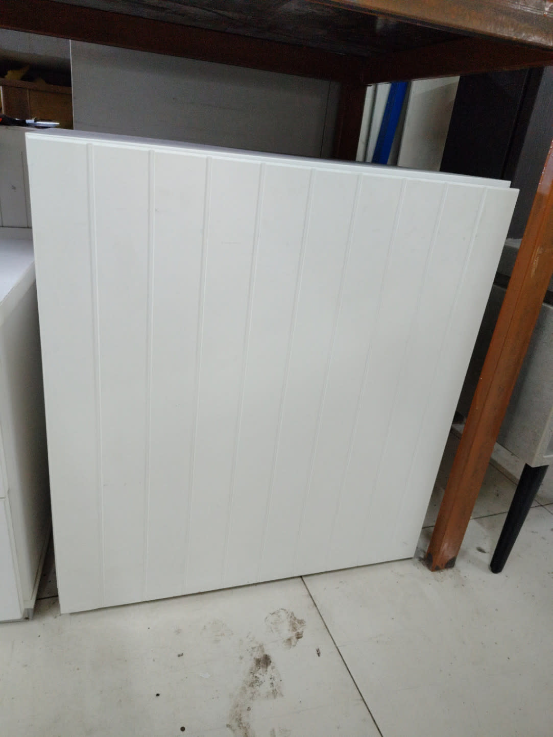 Single-Door Storage Cabinet 3