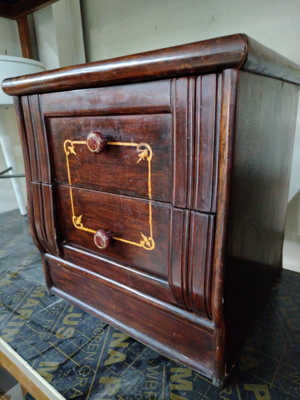 2-Drawer Wooden Nightstand 3