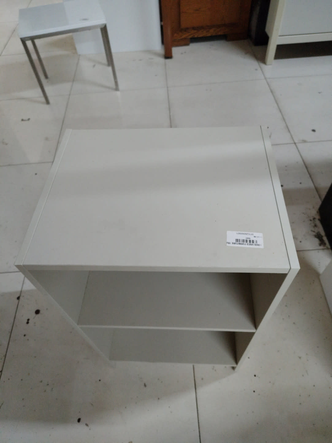 2-Shelf Bookcase 3