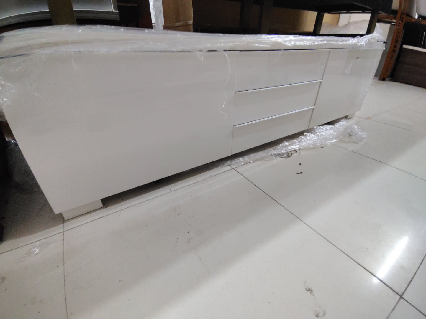 Gloss White TV Stand with Drawers 3
