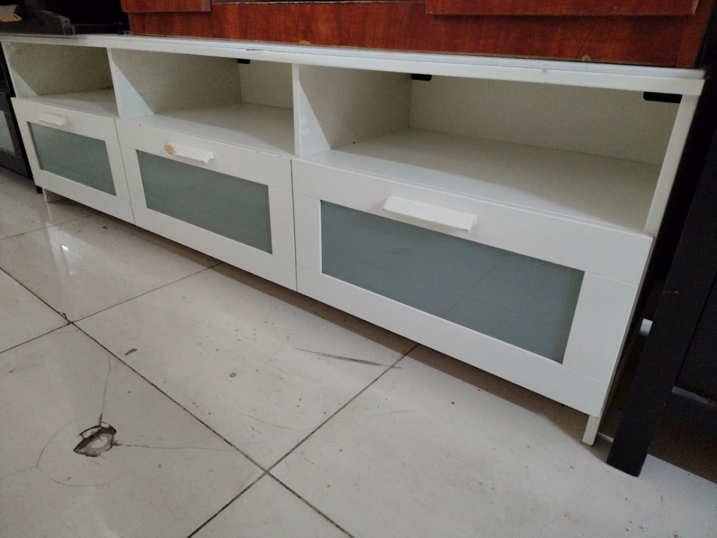 TV Stand with Frosted Glass Drawers 2