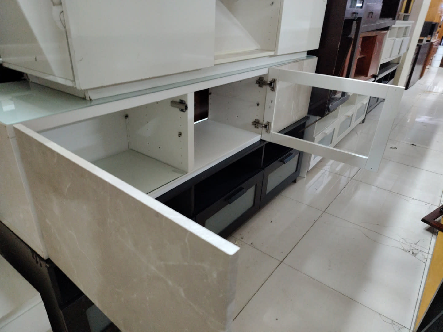 TV Stand with Cabinet and Drawers 3