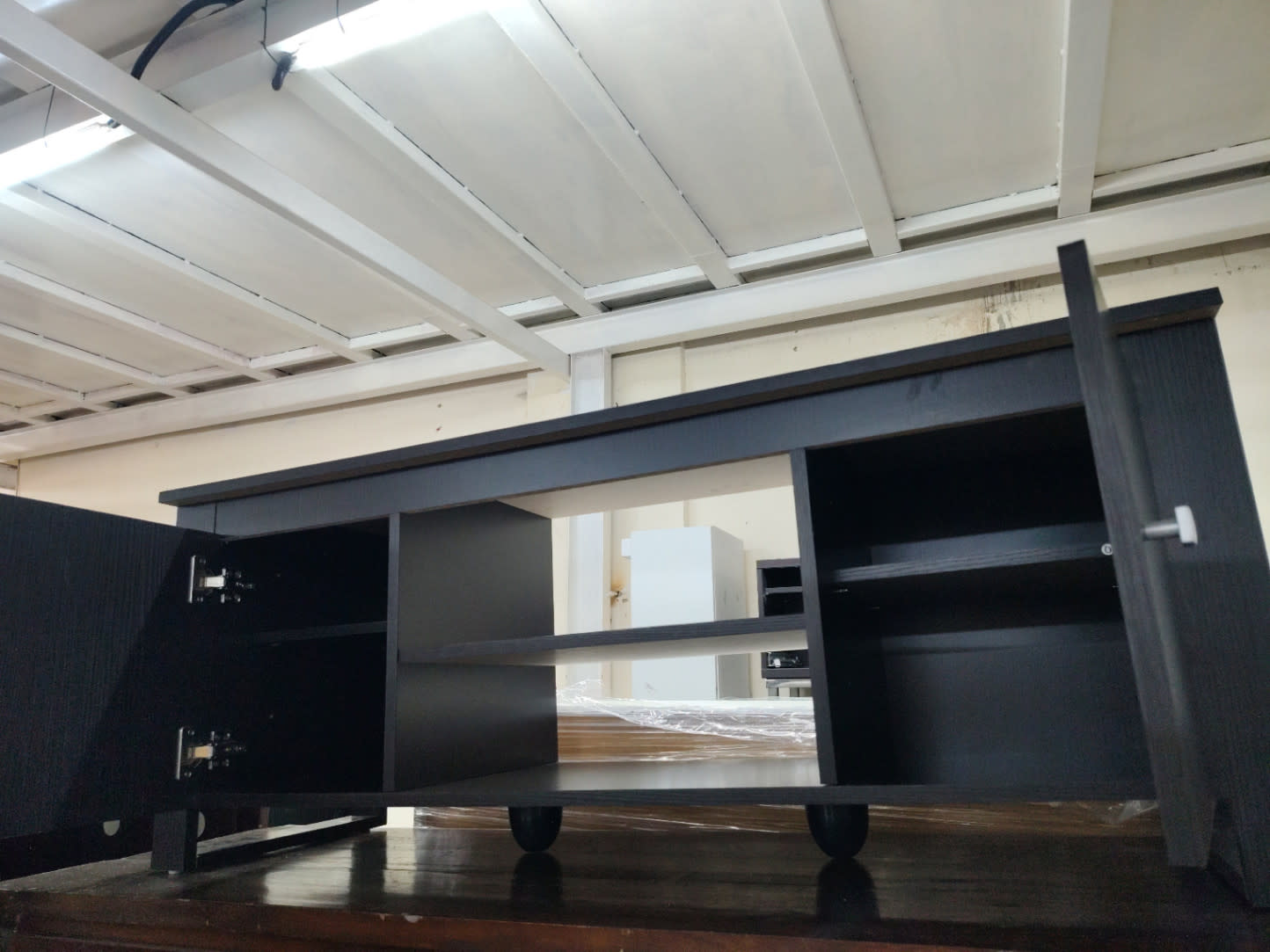TV Stand with Side Cabinets and Open Shelves 2