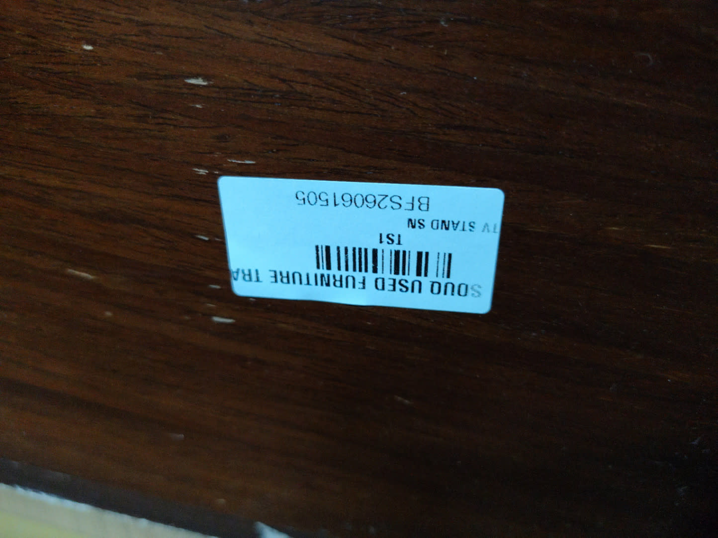 Bufaisal barcode label BFS26061505 for used walnut TV stand