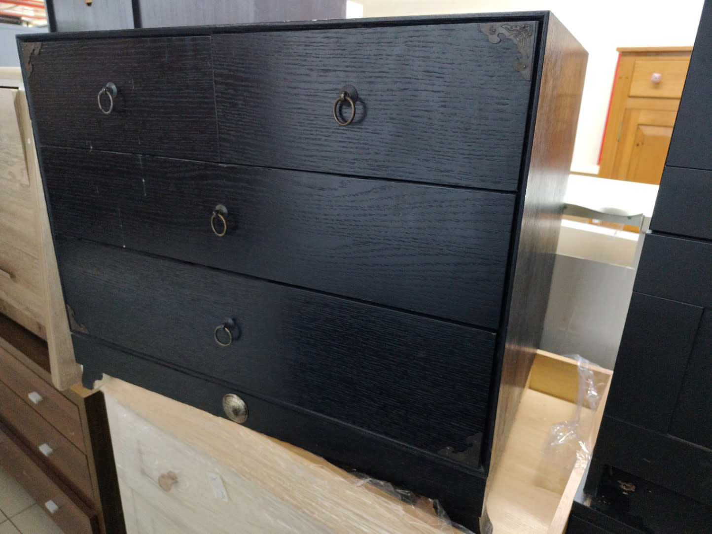 4-Drawer Dresser