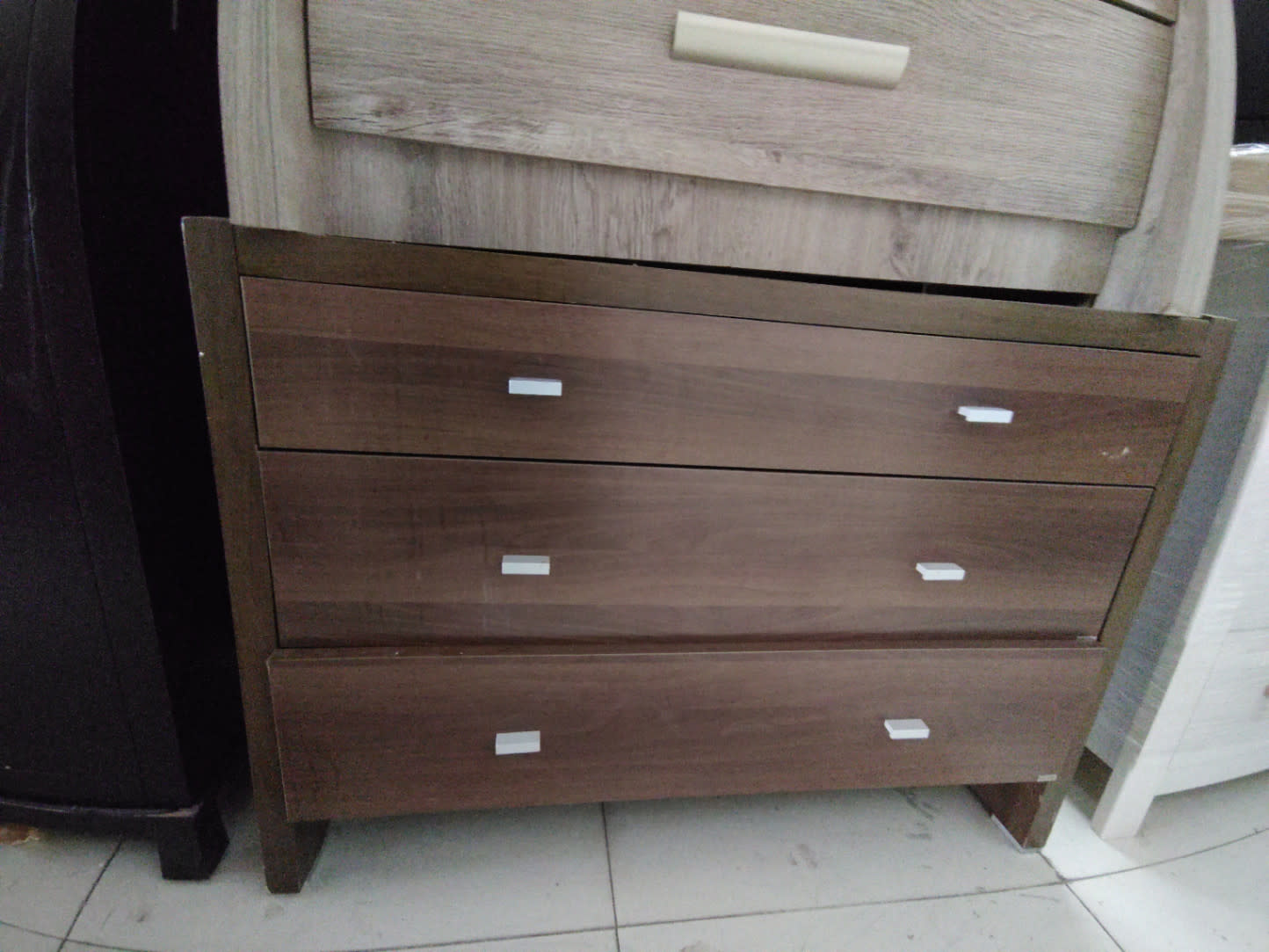 3-Drawer Dresser