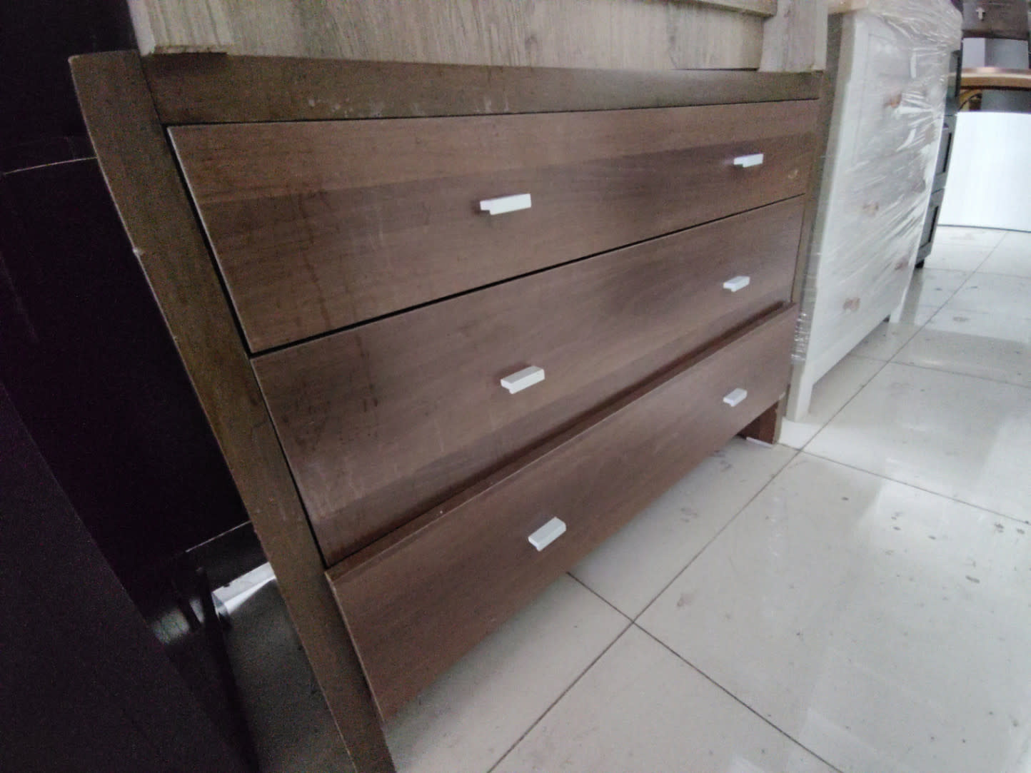 3-Drawer Dresser 2