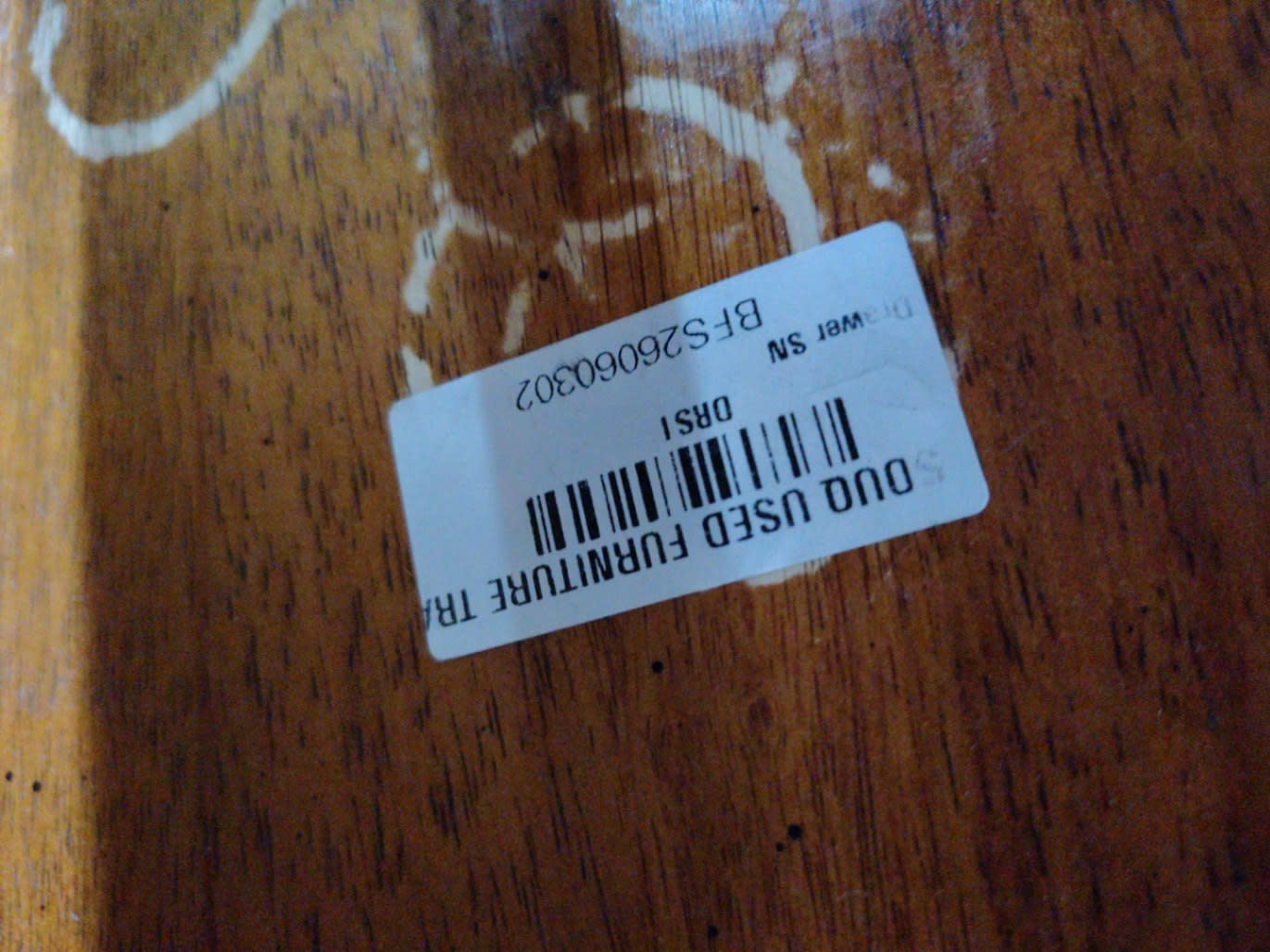 Bufaisal barcode label BFS26060302 on used 7-drawer wide dresser