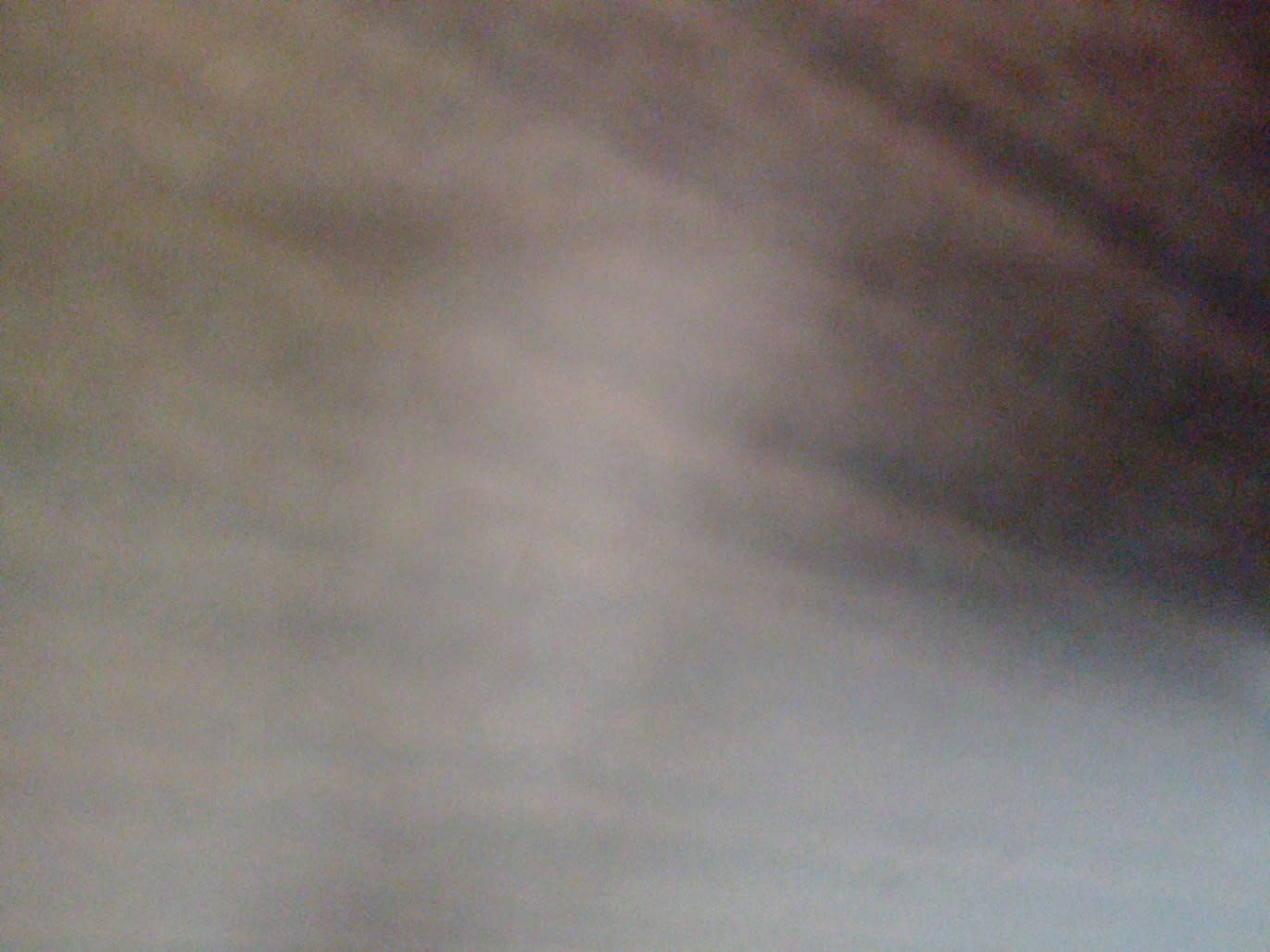 Barcode label photo unreadable for used 4-drawer dresser at Bufaisal Ajman