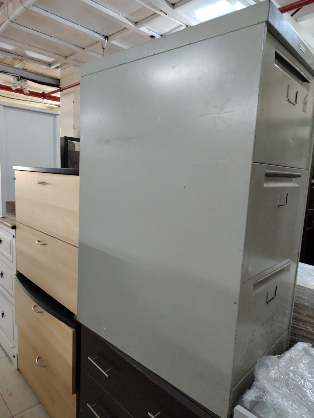 4-Drawer Metal Filing Cabinet 2