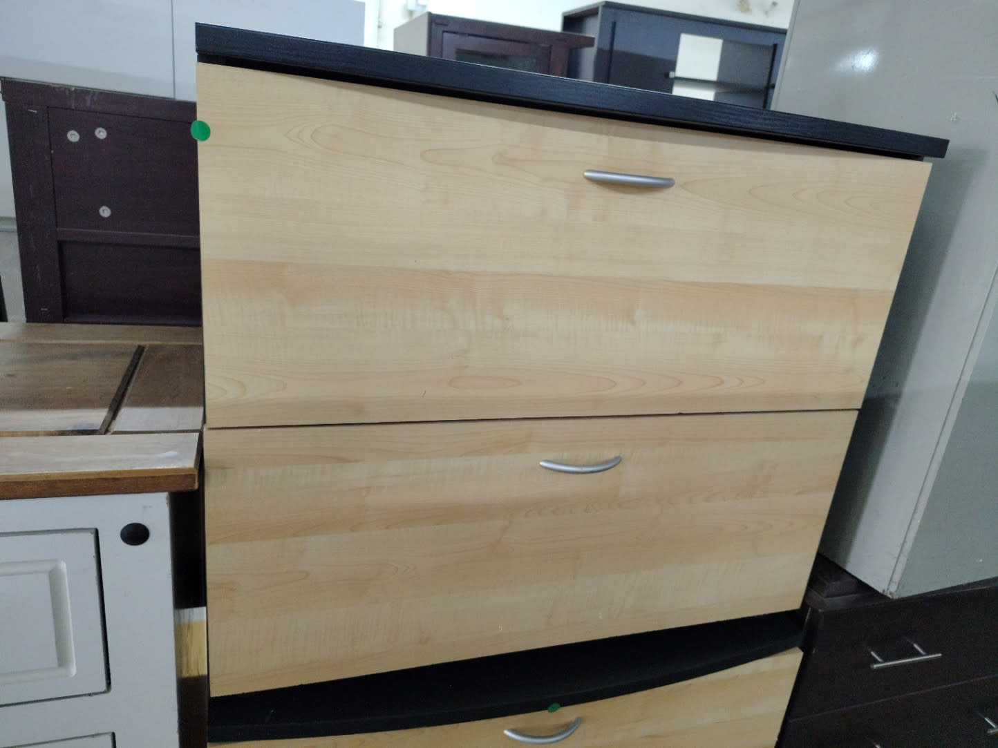2-Drawer Lateral Filing Cabinet