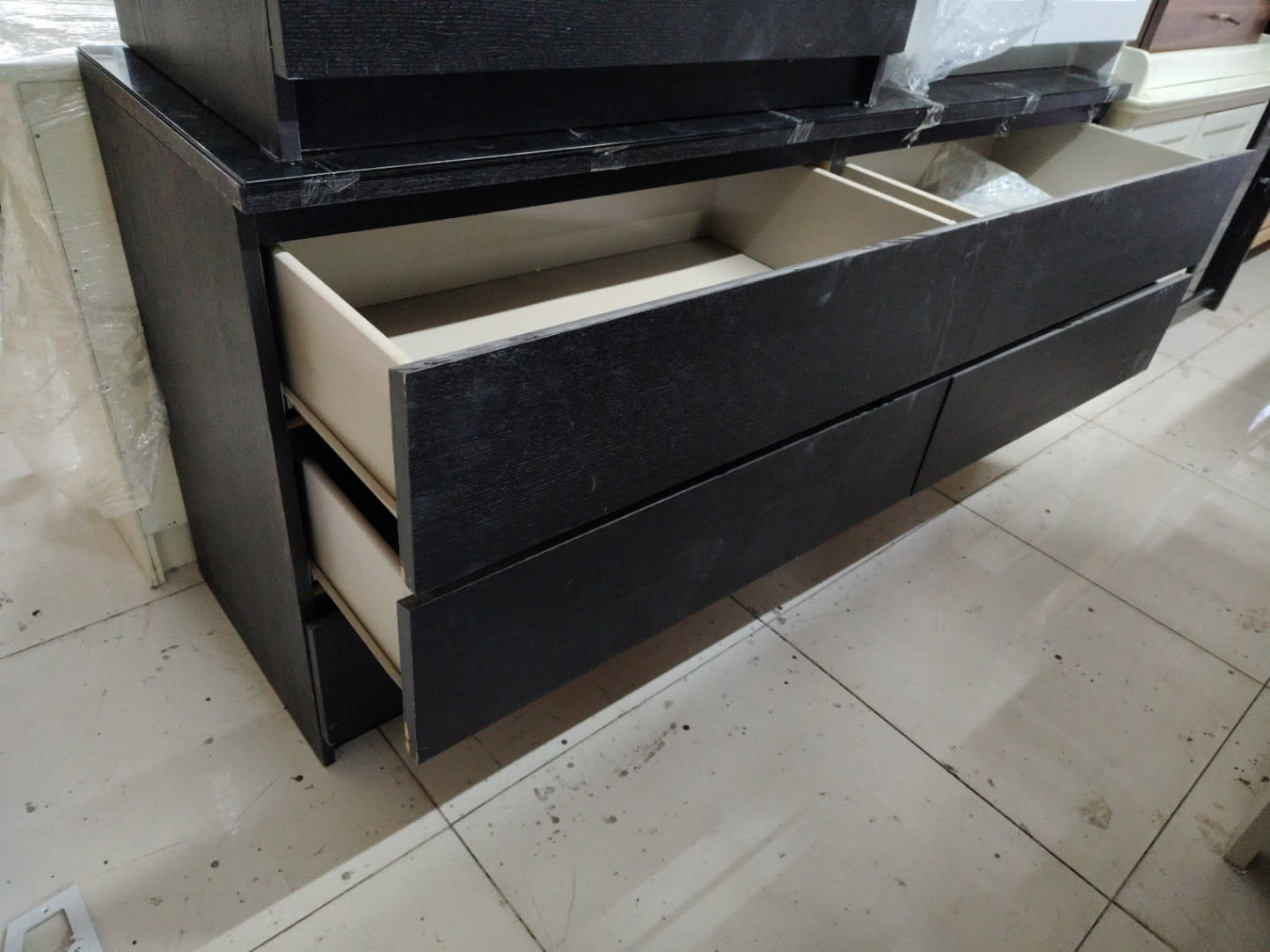 6-Drawer Dresser 3