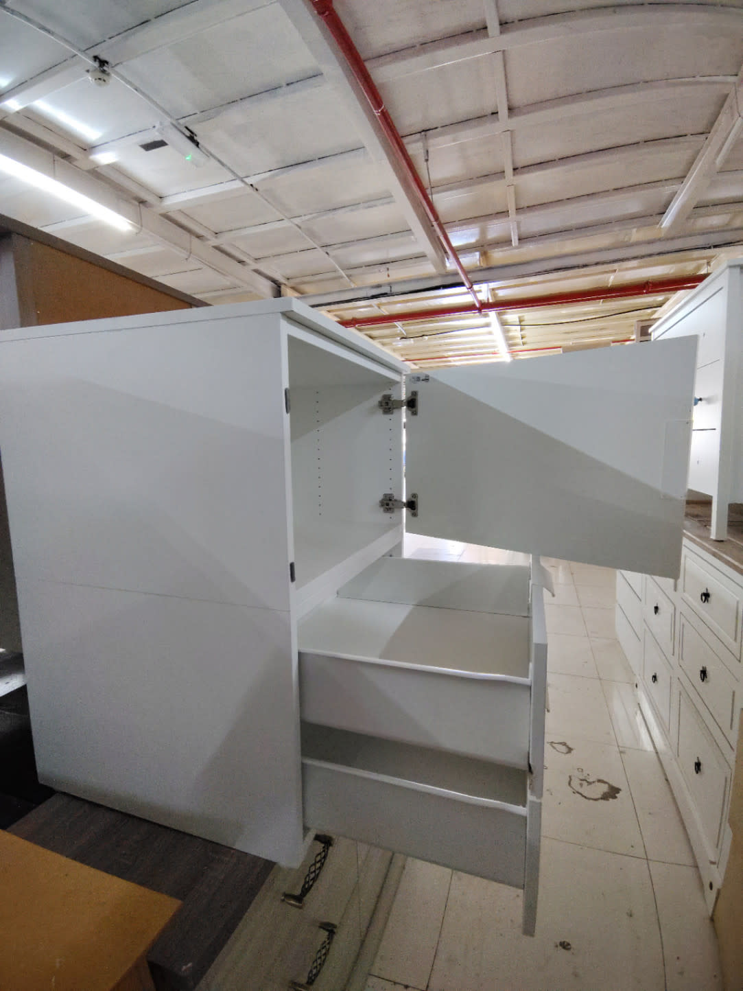 2-Door Wardrobe with Drawers 3