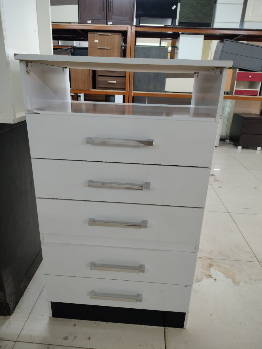 5-Drawer Chest of Drawers