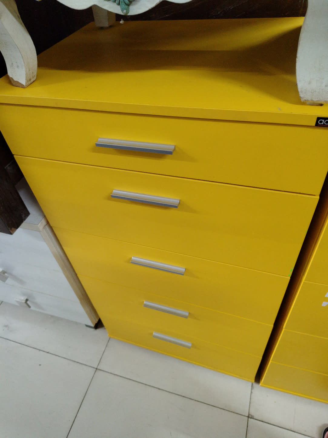 5-Drawer Dresser 3