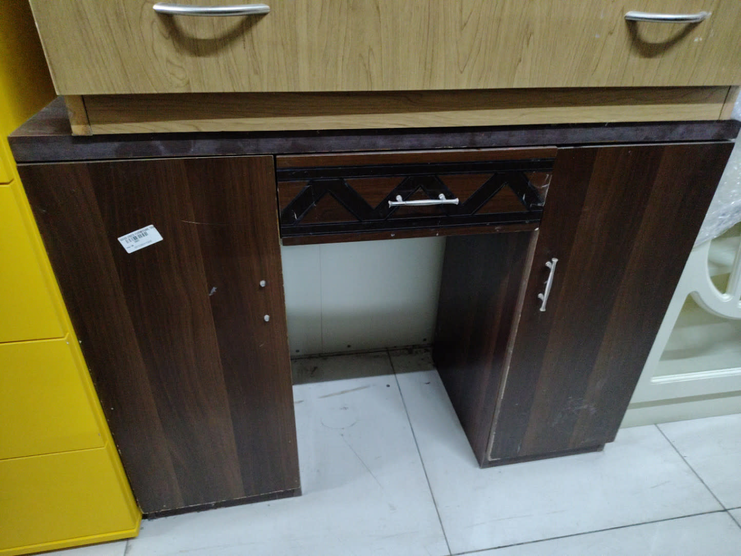 Low Storage Cabinet with Drawer