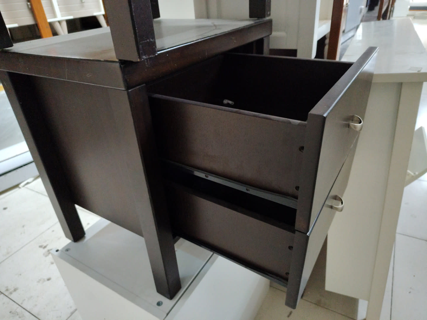 2-Drawer Bedside Nightstand 2