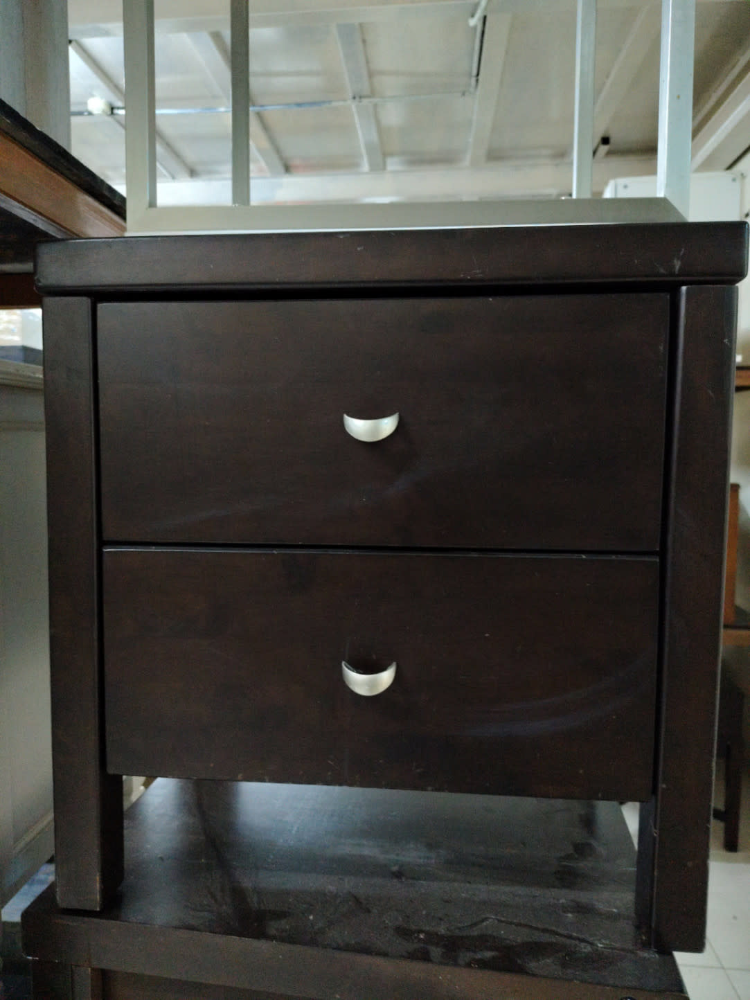 2-Drawer Nightstand