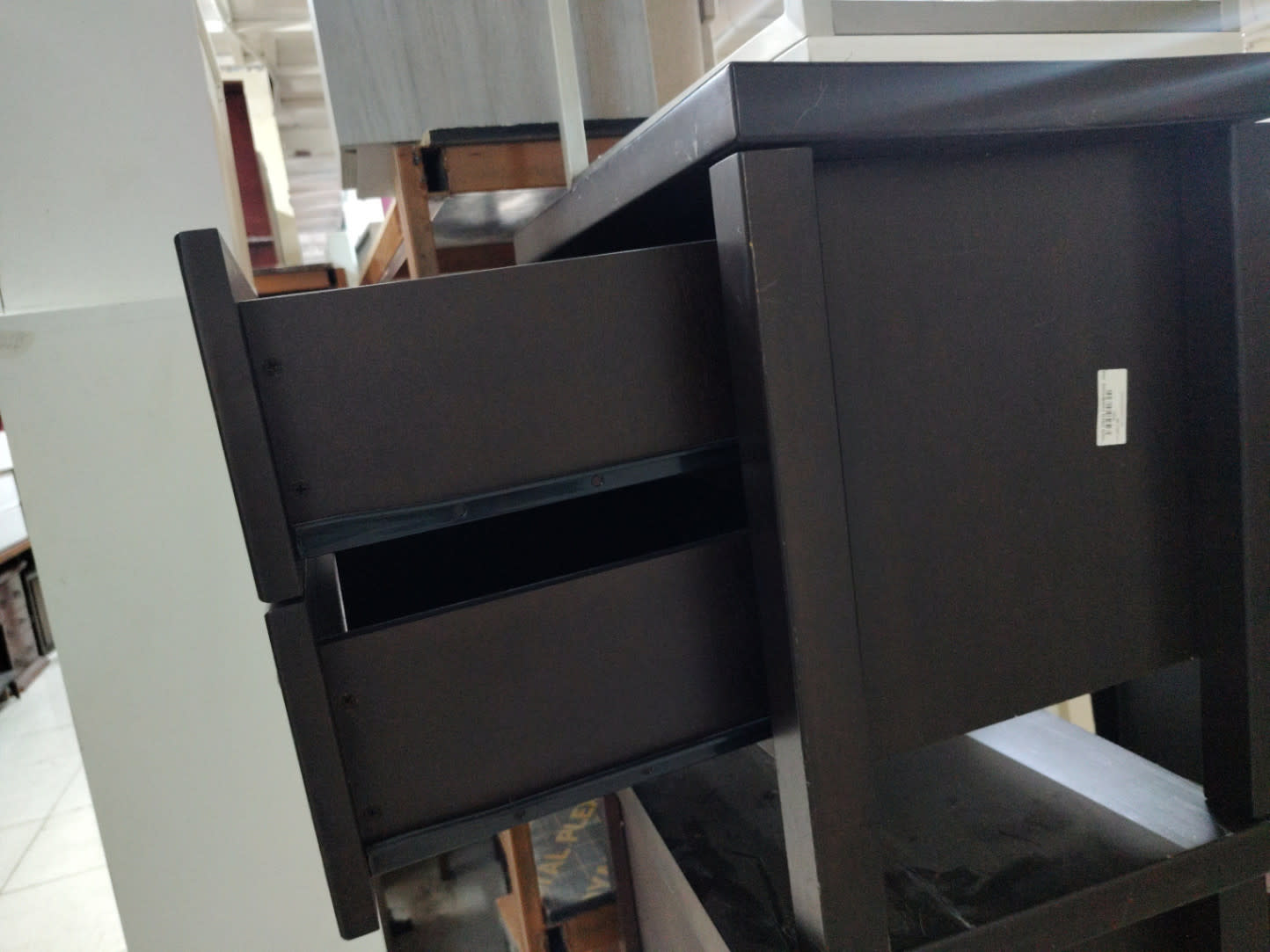 2-Drawer Nightstand 2