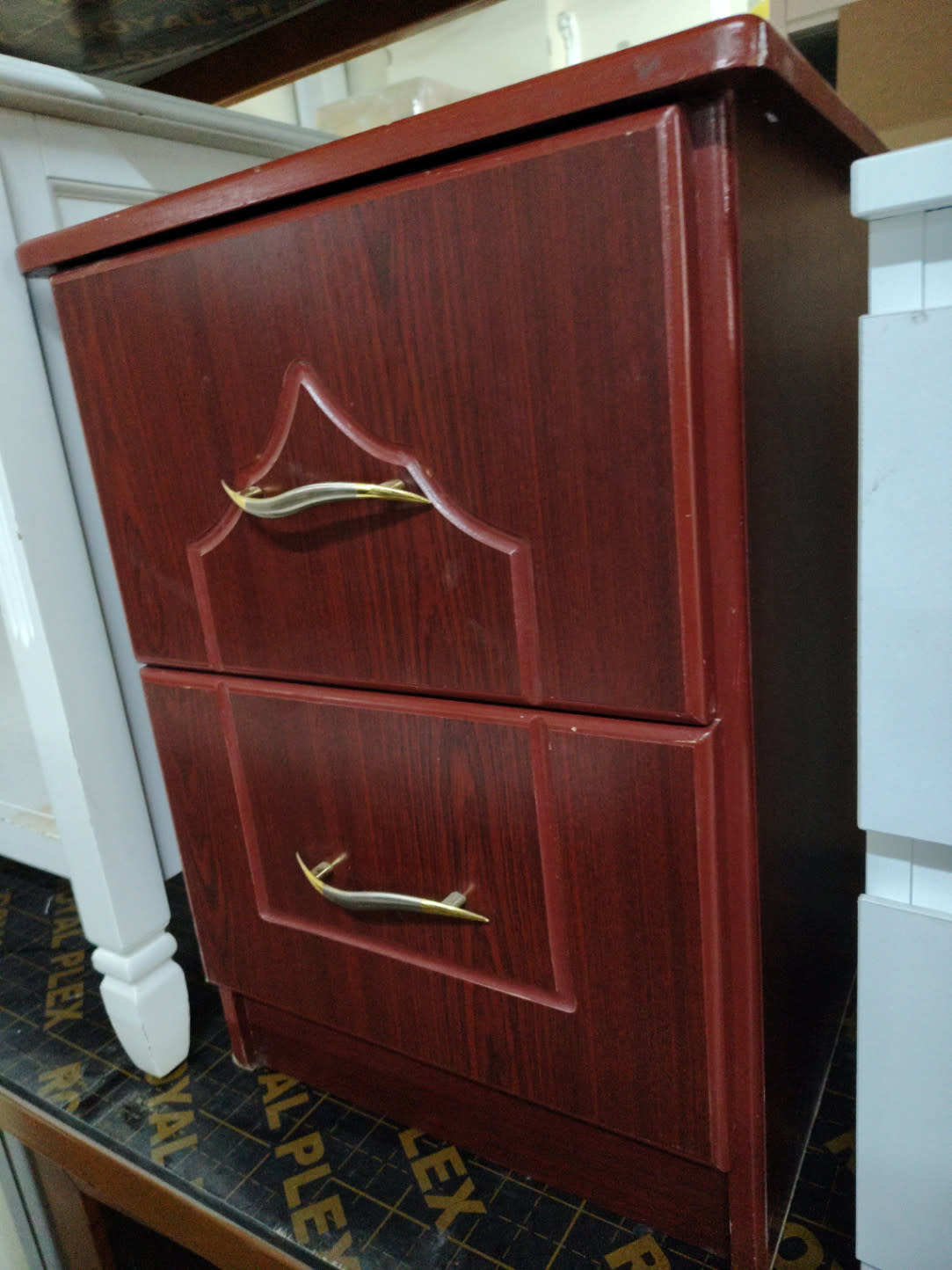 2-Drawer Nightstand 2