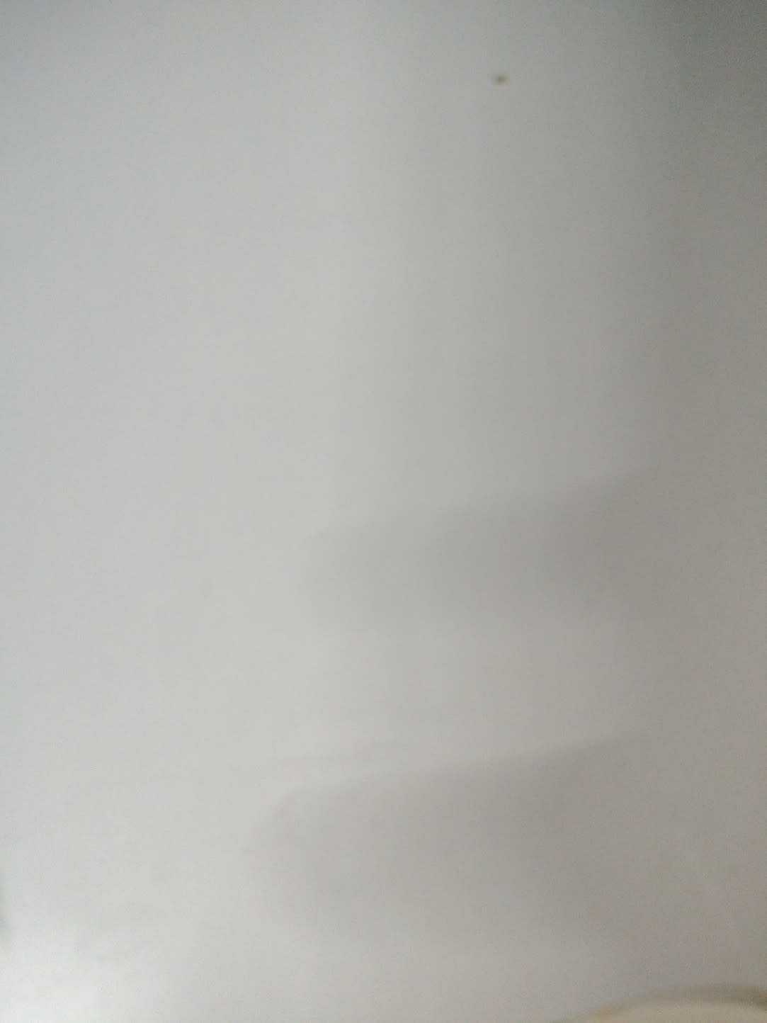 Barcode label photo — unreadable, item reference 2b7da15e-122b-4521-b8f3-69fffcb733e0