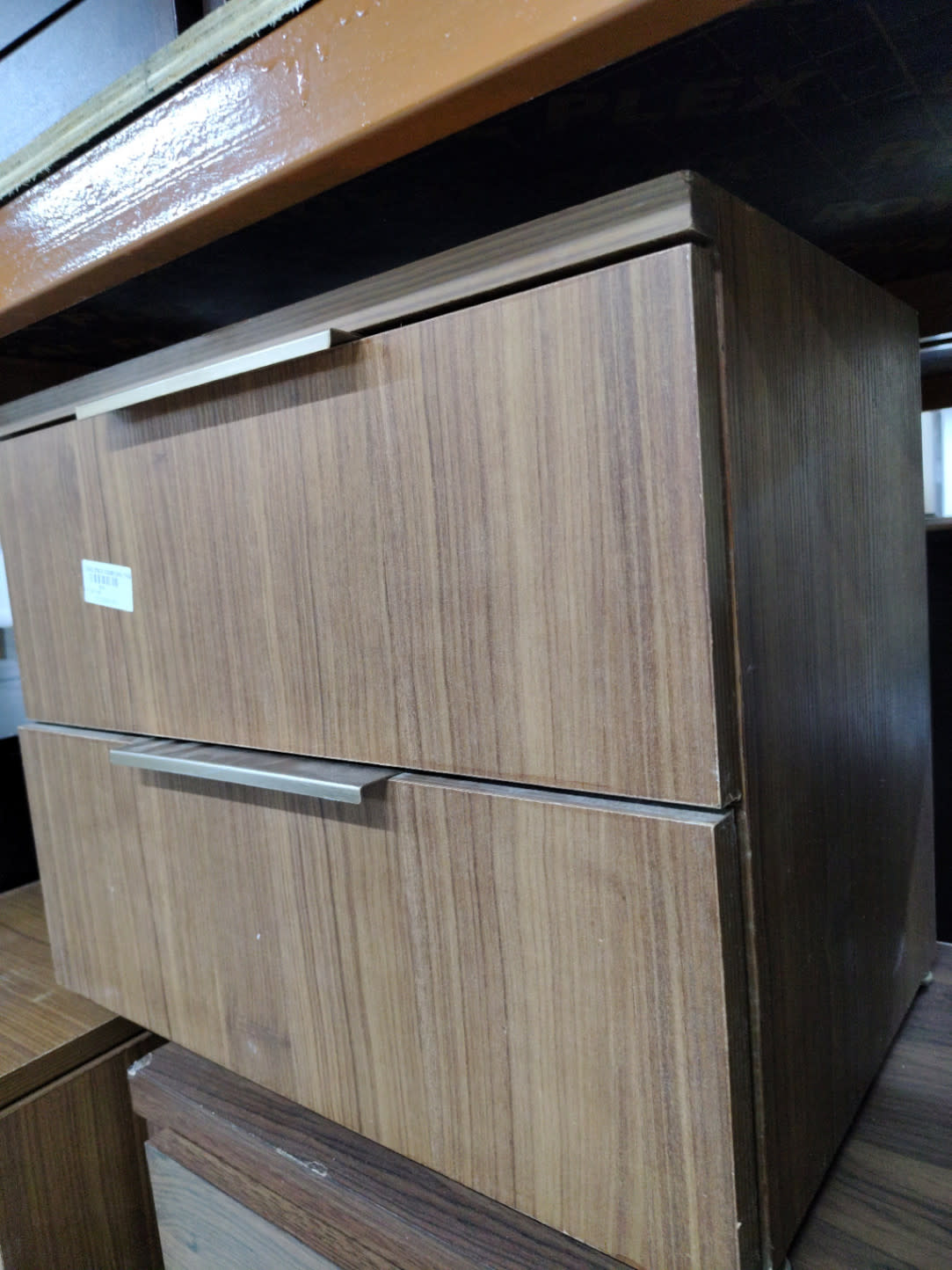 2-Drawer Bedside Table 2