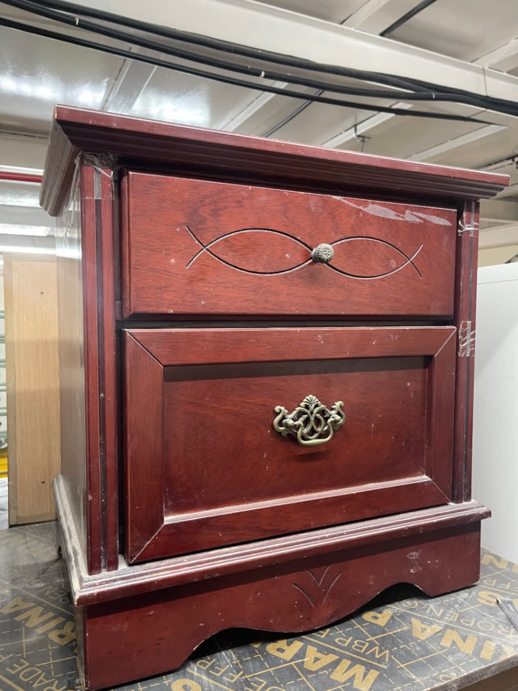 2-Drawer Nightstand 2