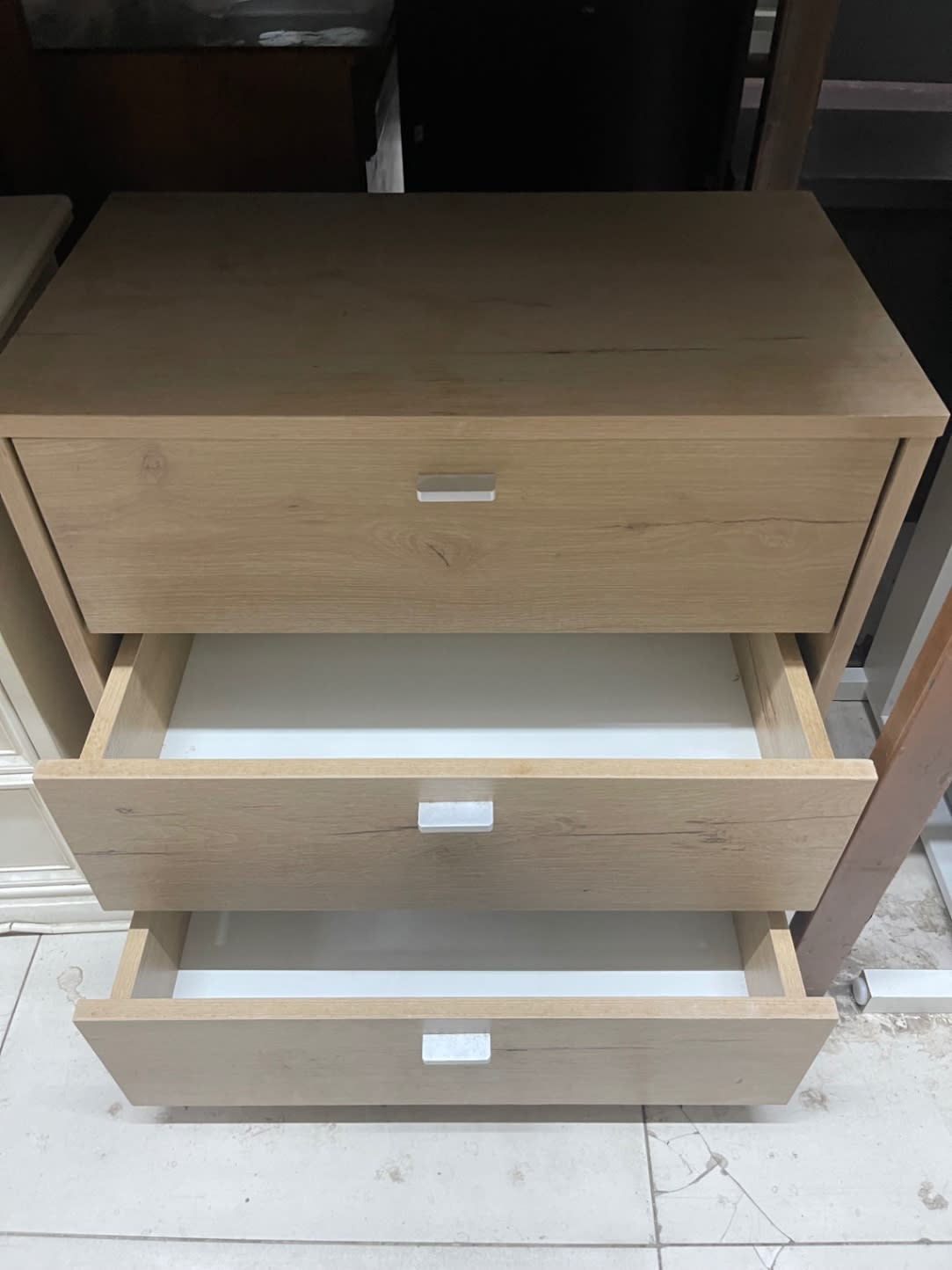 3-Drawer Dresser 3