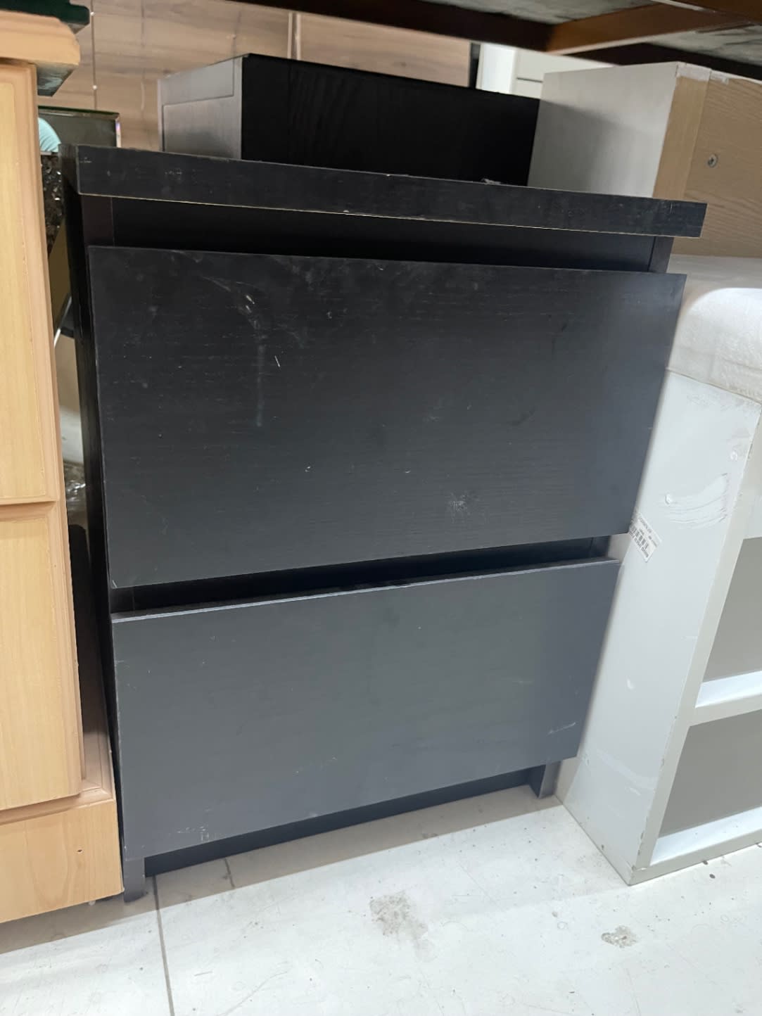 2-Drawer Dresser 3