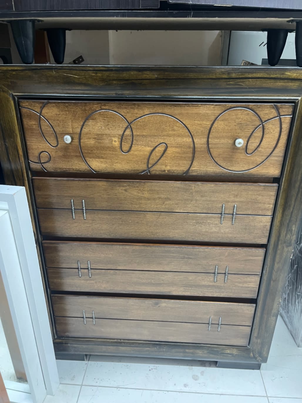 5-Drawer Chest of Drawers