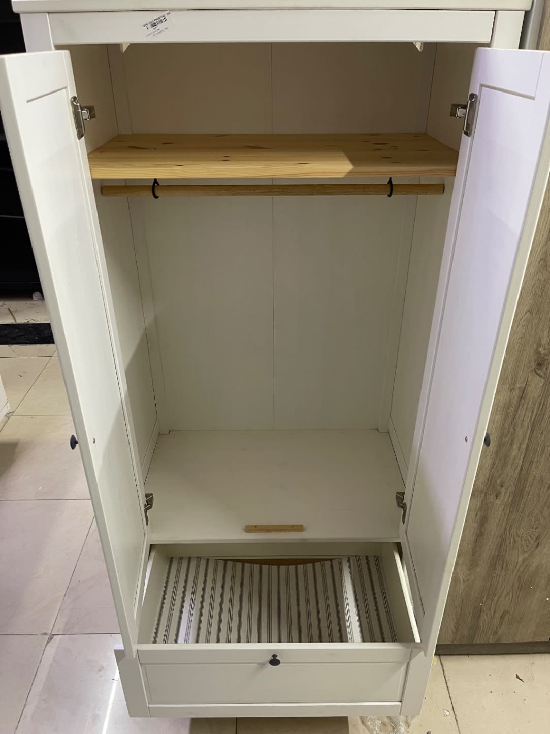 2-Door Wardrobe with Bottom Drawer 2