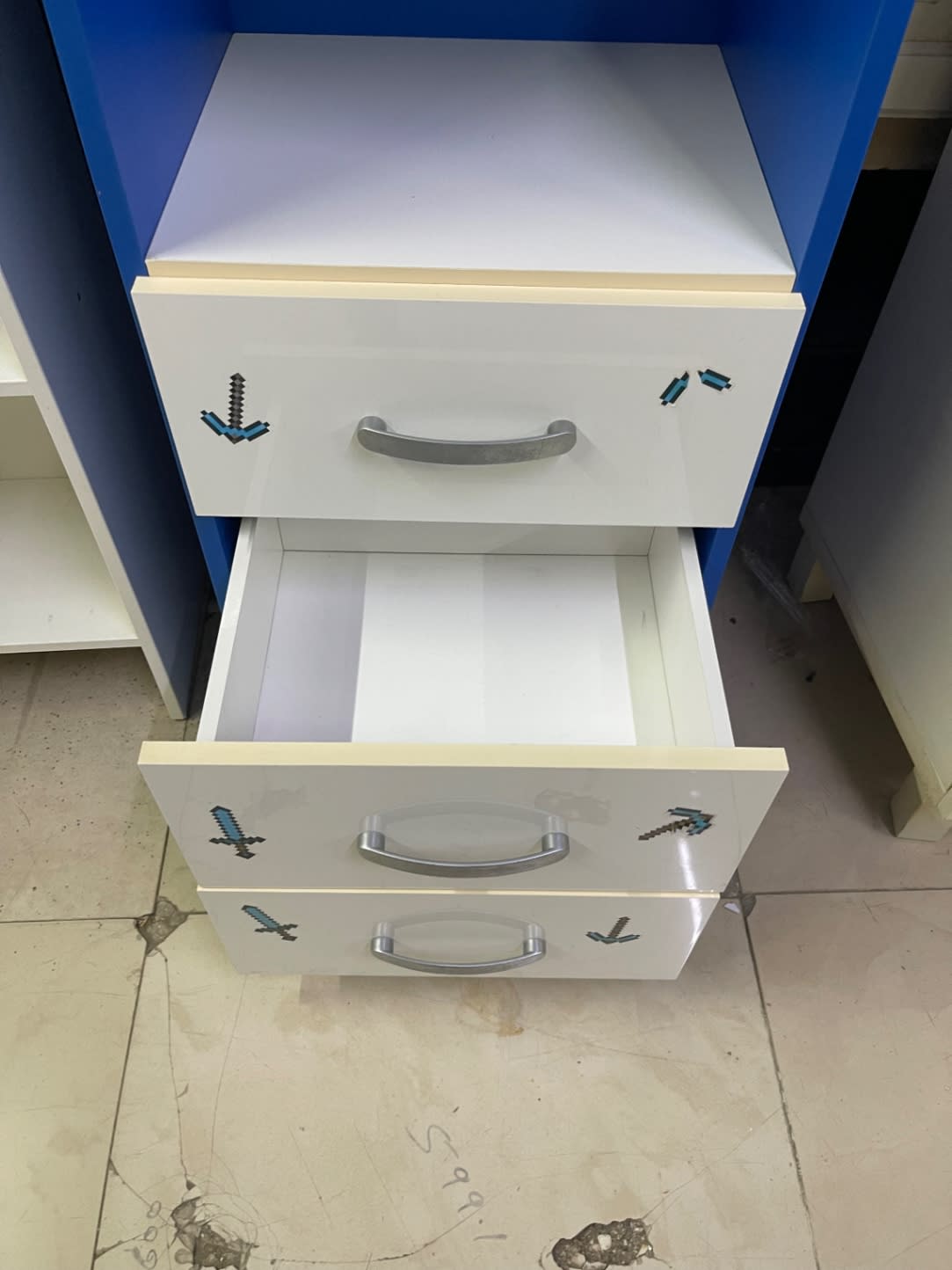 Kids Bookcase with Drawers 3
