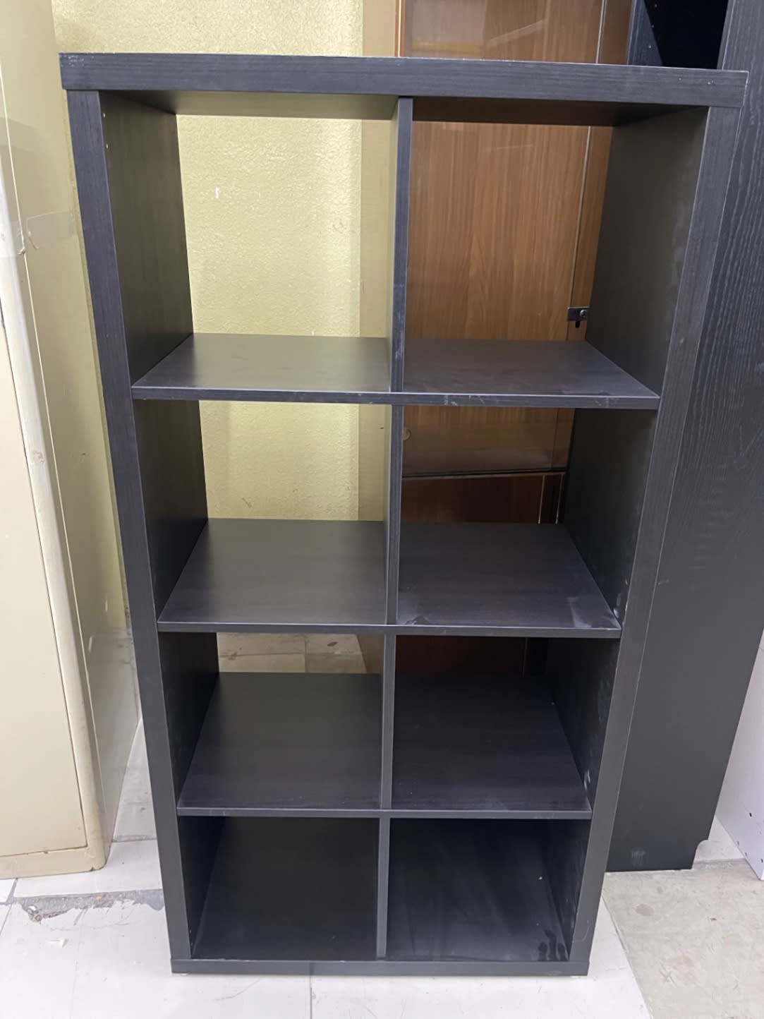 8-Cube Open Bookshelf