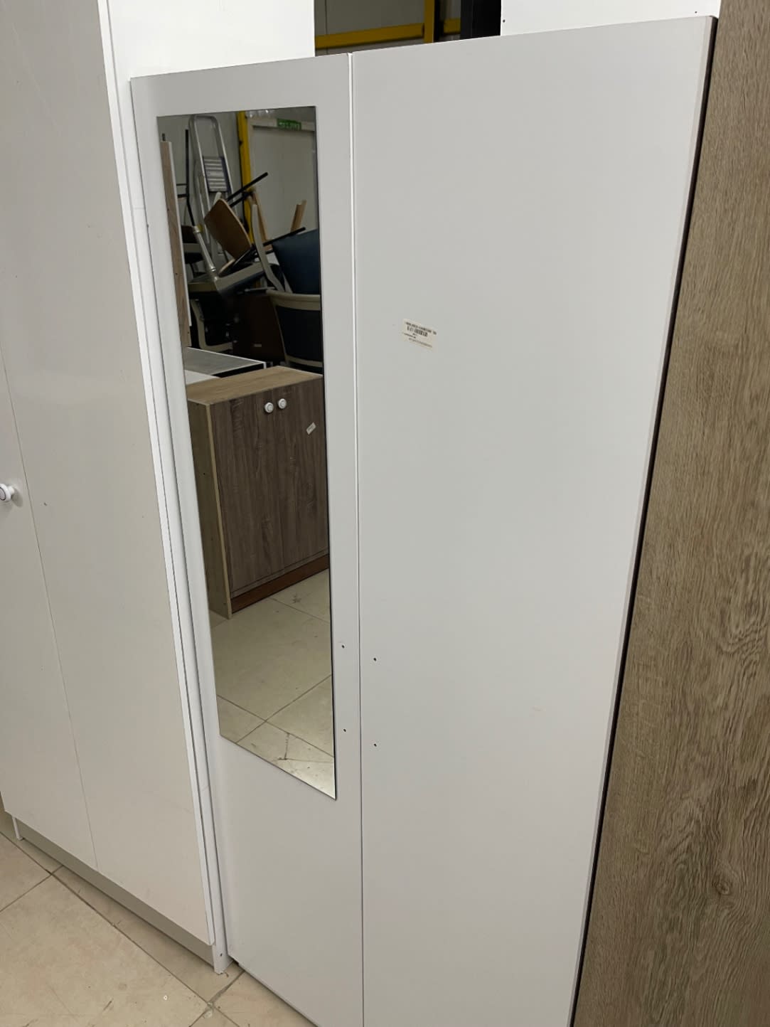 2-Door Wardrobe with Mirror 3