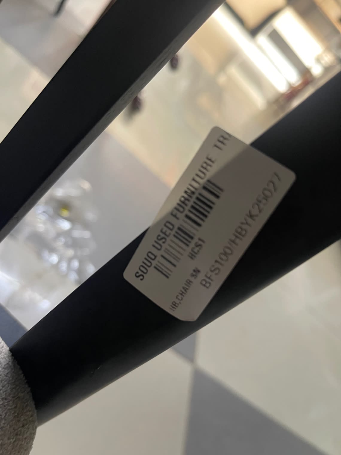Bufaisal barcode label BFS100HBYK25027 for new black dining chair
